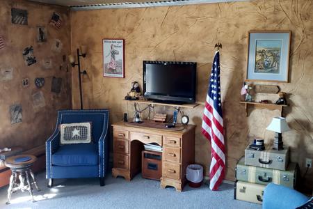 Elmer Fredrick Room at The Inn at Pennington Place in Walsenburg